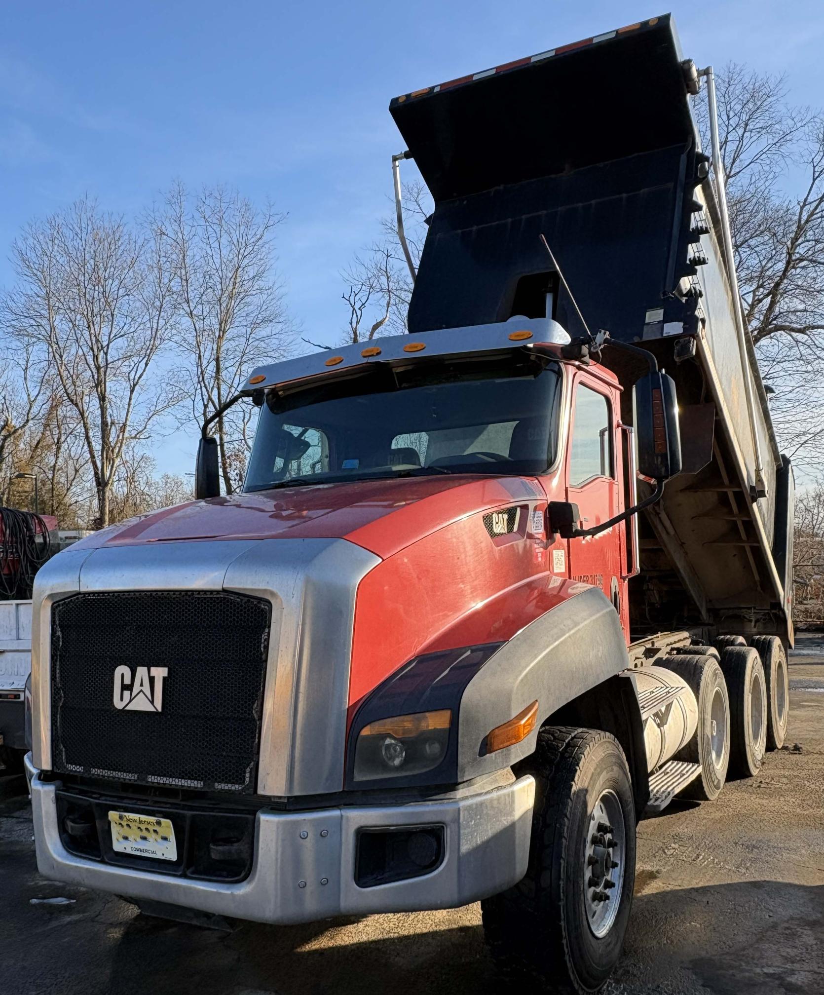 2014 CATERPILLAR CT660S - Image 2